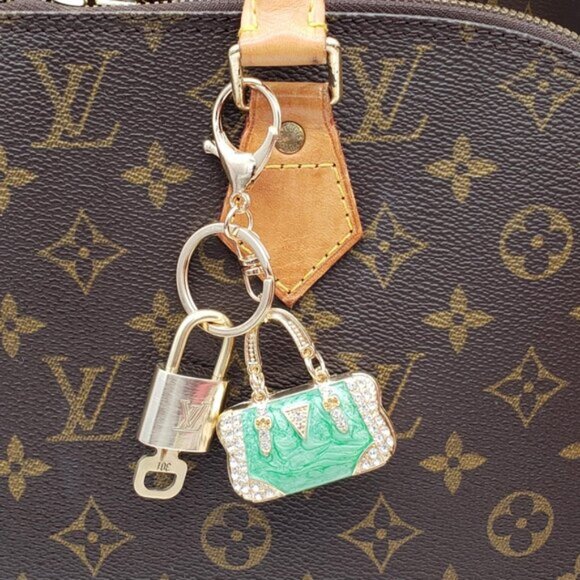 Authentic Louis Vuitton Lock & Key with unbranded Bagcharm, Keycharm, Keychain - Picture 2 of 7